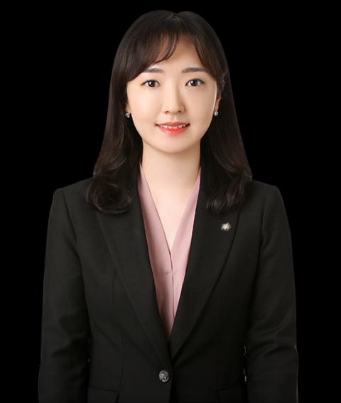 부산전자상거래법변호사 김유정